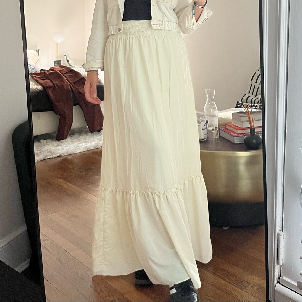 We wore what white skirt set - Picture 3 of 3